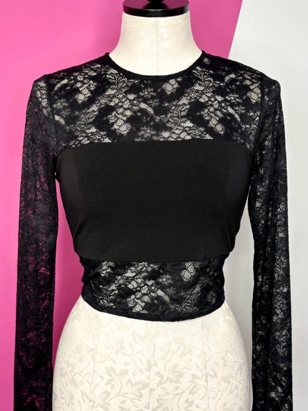 Alice & Olivia Nikki Lace Crop Top